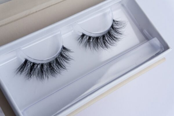 Lashes Euphoria - Image 2